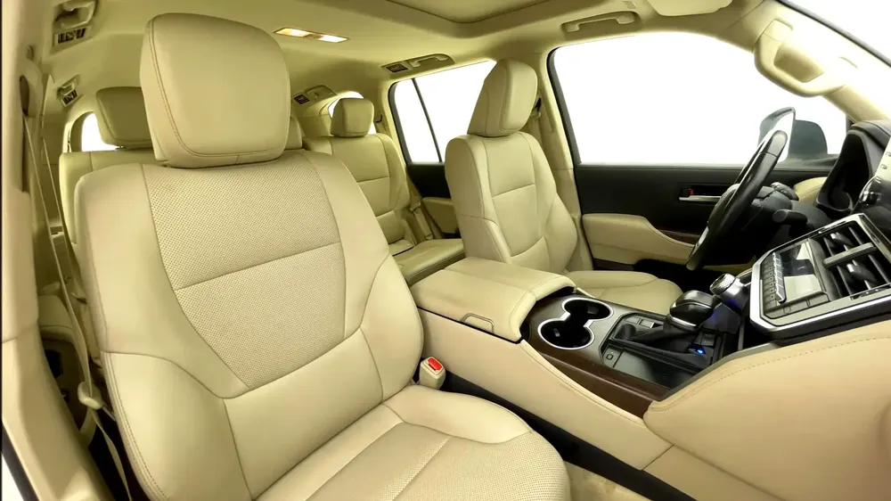 AED 3,085/month | 0 Downpayment | Free 3 Months Warranty | 30 Day Return | TOYOTA LAND CRUISER 2022 - Image 6