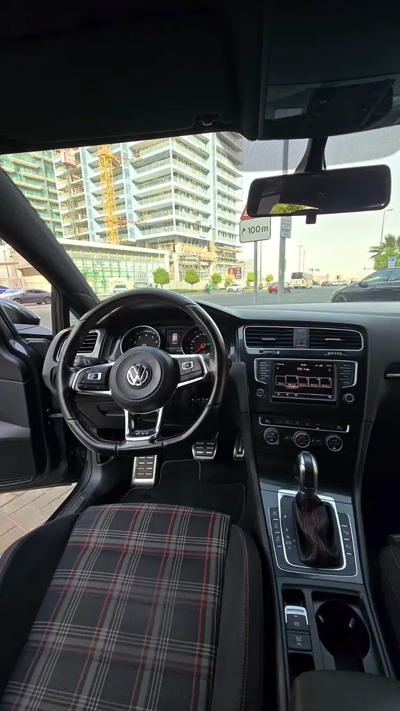 2016 Volkswagen Golf GTI SE | GCC Specs | Well Maintained | Great Condition - Image 10