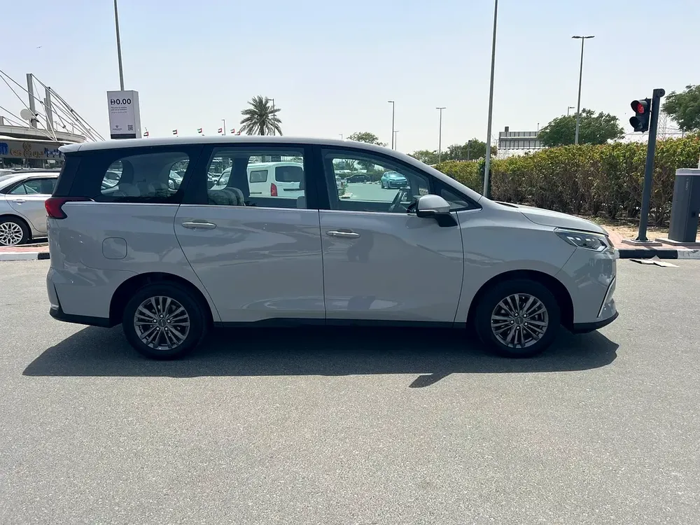 Maxus G50 Luxury 2023 GCC Specs - Excellent Condition! - Image 5