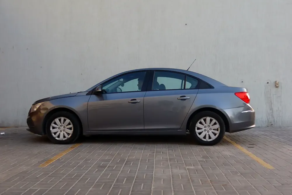 Chevrolet Cruze 2017 LS | GCC Specs | Excellent Condition - Image 4
