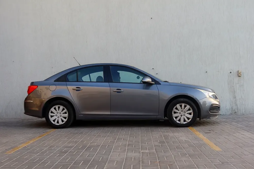 Chevrolet Cruze 2017 LS | GCC Specs | Excellent Condition - Image 5