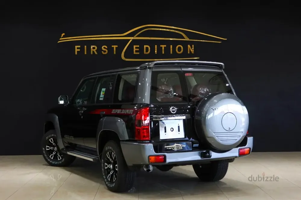 2023 ll Nissan Patrol ll Super Safari M/T ll Gcc ll Warranty 5 Years Unlimited Km - Image 5