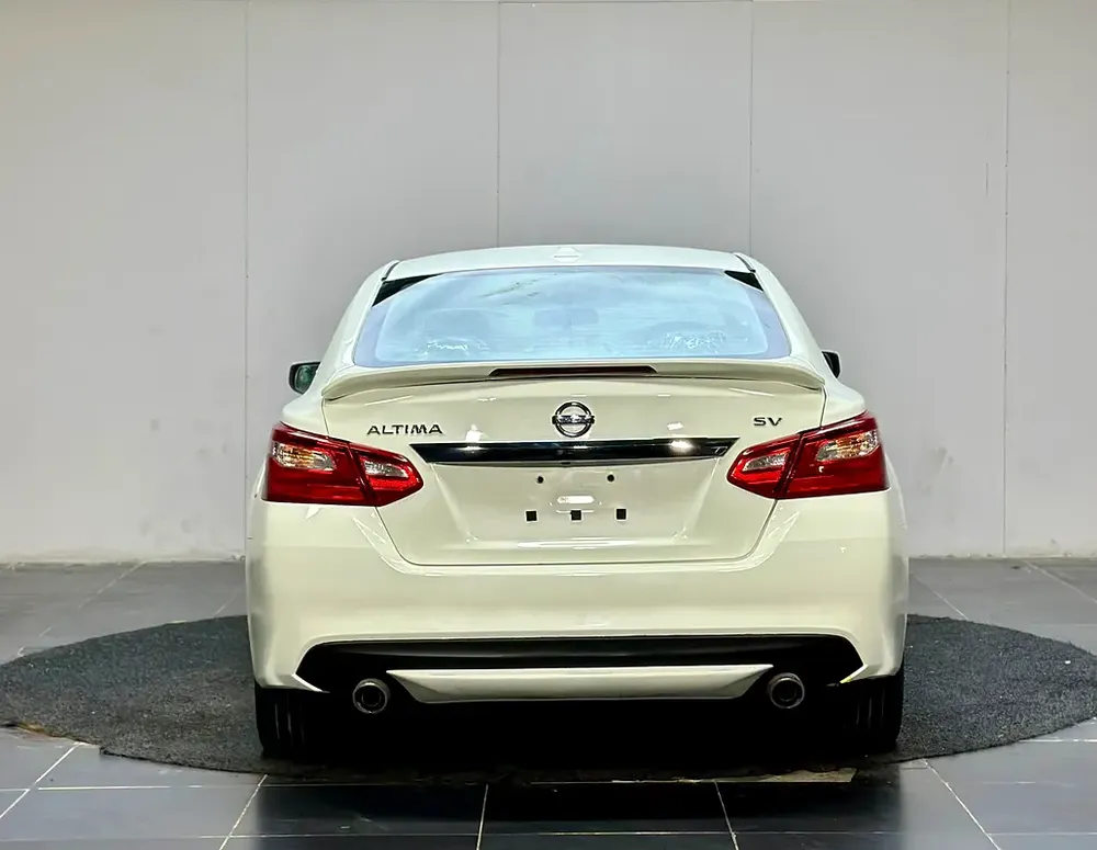 Nissan Altima S 2016 American Specs - Reliable & Fuel Efficient Sedan - Image 11