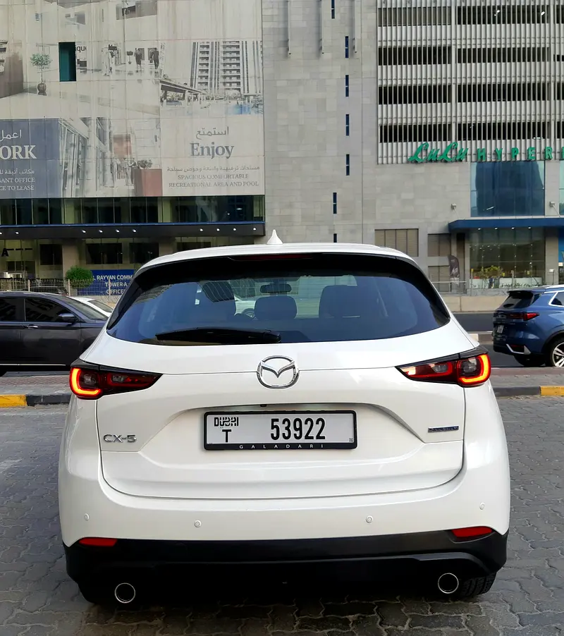 ALMOST NEW MAZDA CX-5 GL 2024 GCC SPEC NO ACCIDENT CAR PLAY NAVIGATION PUSH START CAMERA SINGLE OWN - Image 5