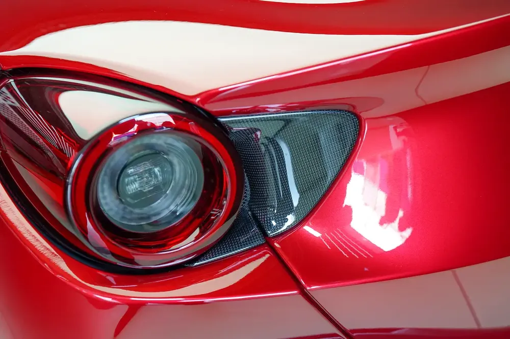 ATELIER | ROSSO RED | SERVICE TILL 2027 | CARBON INTERIOR AND EXTERIOR | JBL AUDIO - Image 18