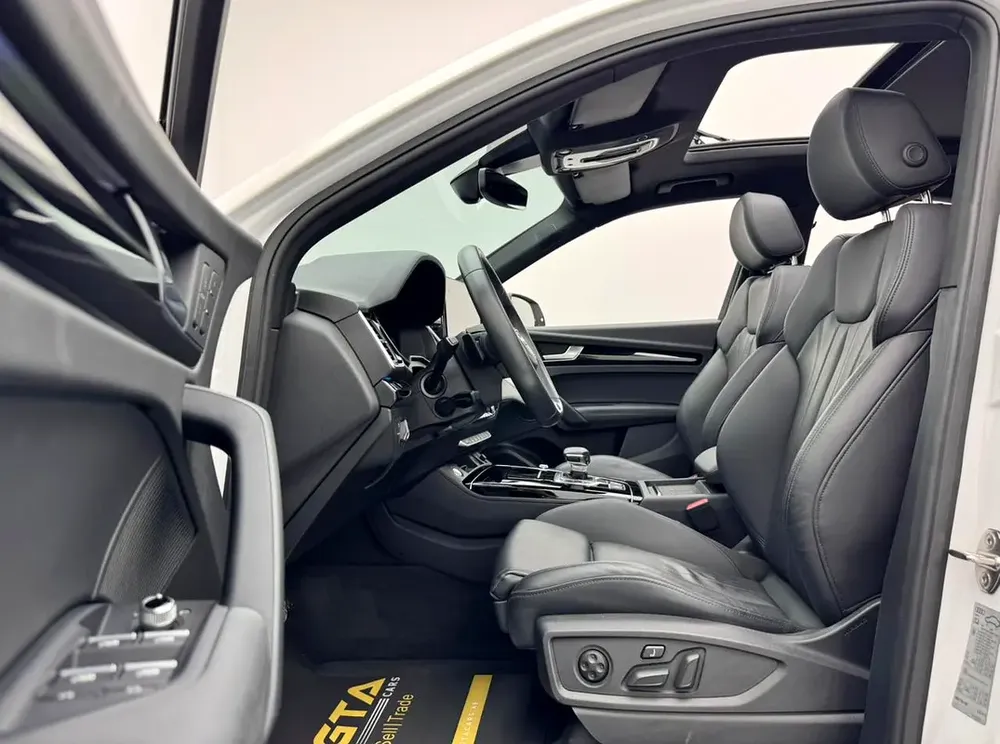 2024 Audi Q5 Sportback S-Line 45 TFSI Quattro, 2029 Audi Warranty and Service Pack, GCC - Image 11