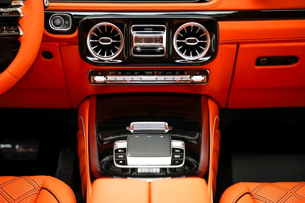 2025 MERCEDES BENZ BRABUS 800 MASTERPIECE - Image 9