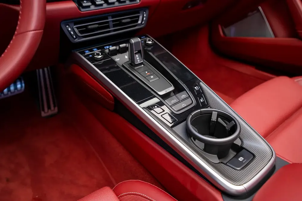 Porsche carrera 4S warranty and service al nabooda - Image 12
