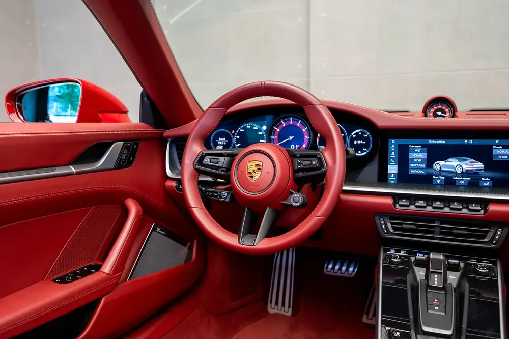 Porsche carrera 4S warranty and service al nabooda - Image 15