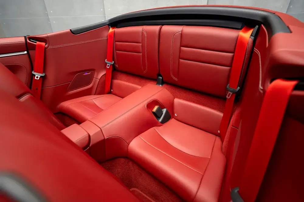 Porsche carrera 4S warranty and service al nabooda - Image 18