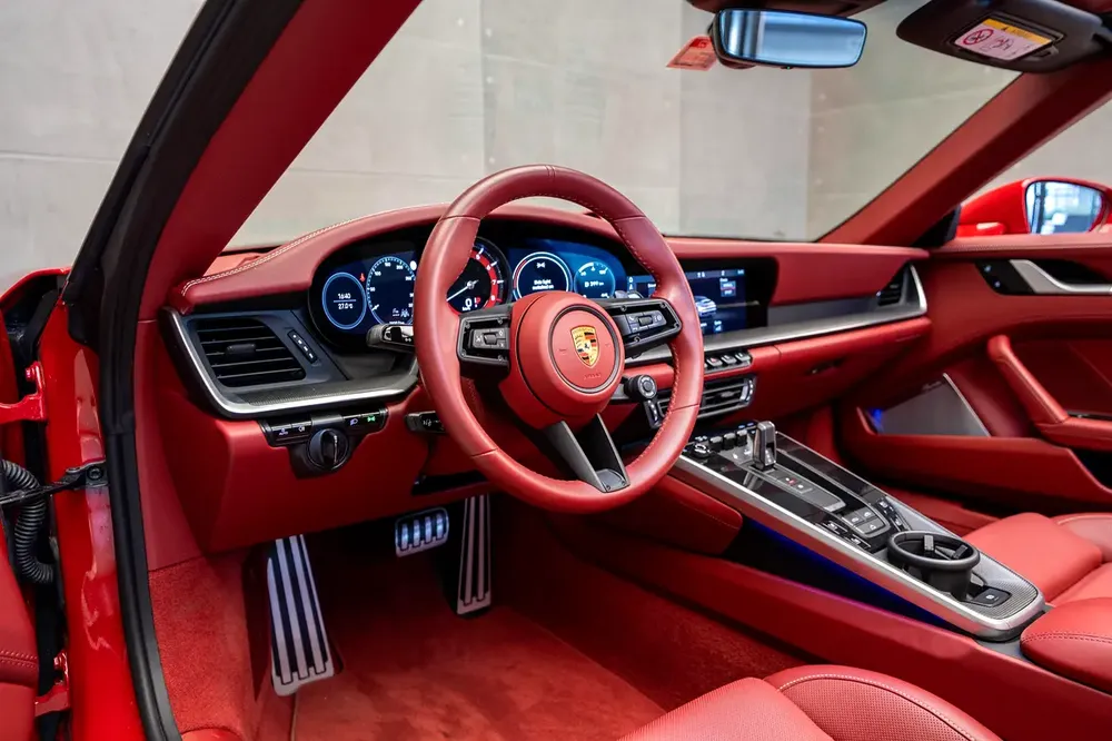 Porsche carrera 4S warranty and service al nabooda - Image 8