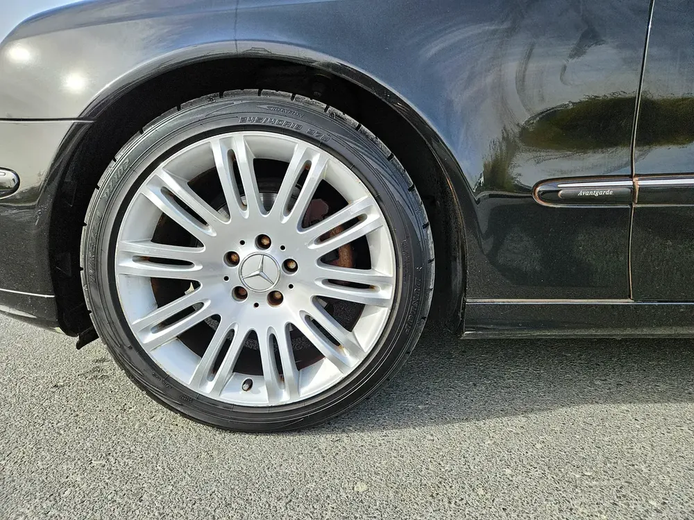 MERCEDES BENZ E320 2004 JAPAN IMPORTED - Image 18