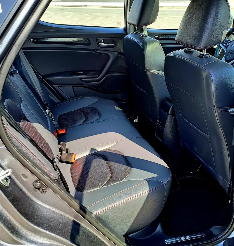 430-Monthly l GCC l Sunroof, Leather, Cruise l Accident Free - Image 12