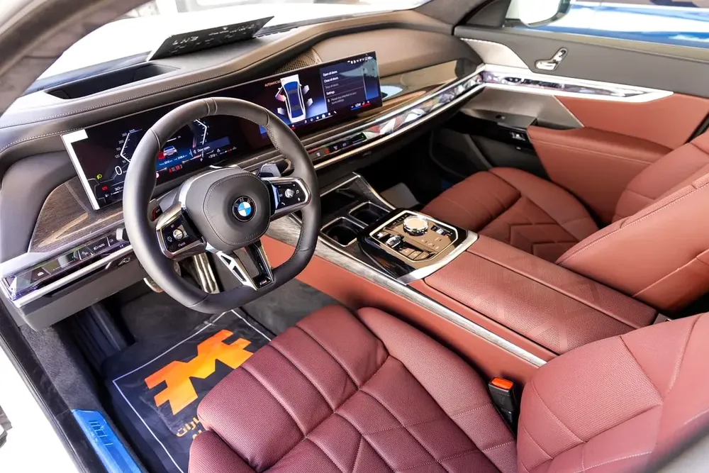 BMW 740i M Sport Individual – 2026 | GCC | Only 2,213 KM | AED 449,000 - Image 6