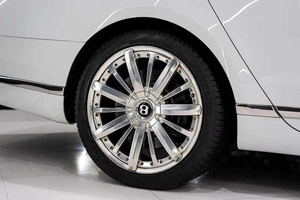 2013 Bentley Mulsanne, Mulliner Specification, Rear Entertainment Package, Naim Audio, GCC Specs!! - Image 20
