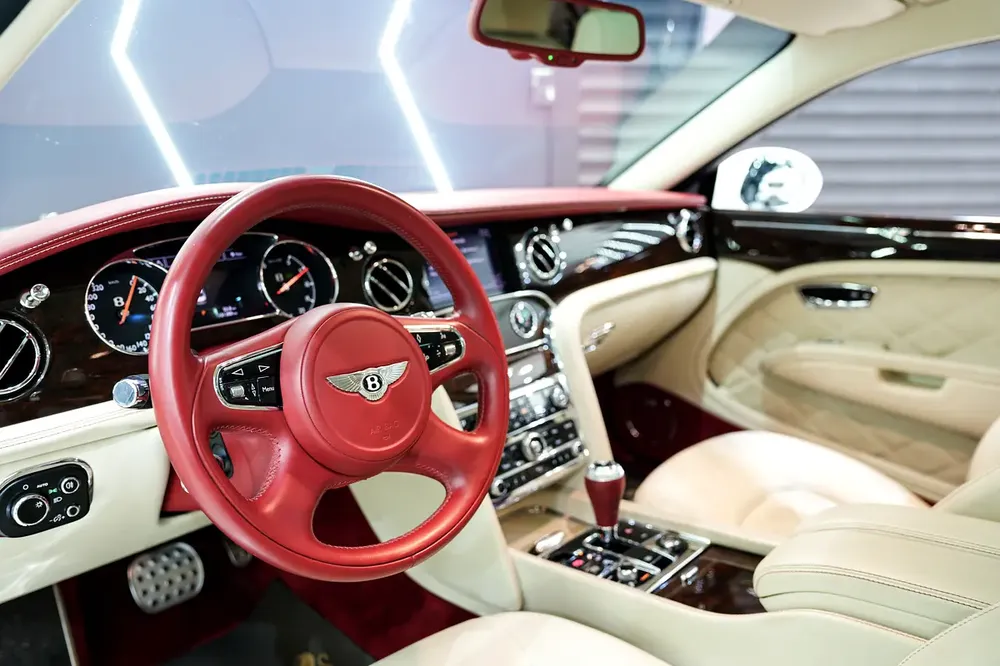 2013 Bentley Mulsanne, Mulliner Specification, Rear Entertainment Package, Naim Audio, GCC Specs!! - Image 4