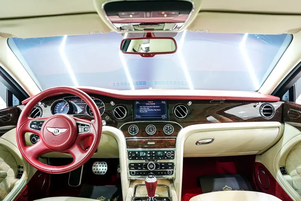 2013 Bentley Mulsanne, Mulliner Specification, Rear Entertainment Package, Naim Audio, GCC Specs!! - Image 6