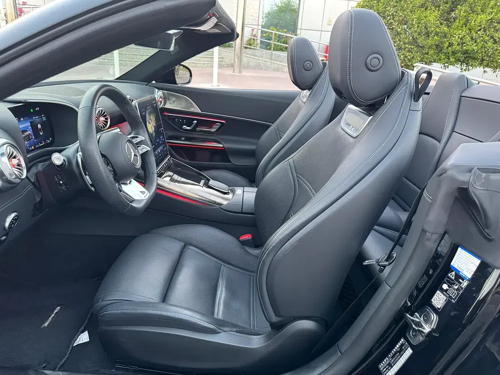 Mercedes Benz SL63 AMG 2023 6000KM only - Soft Top Convertible - Japan Import - Clean Title - Image 11