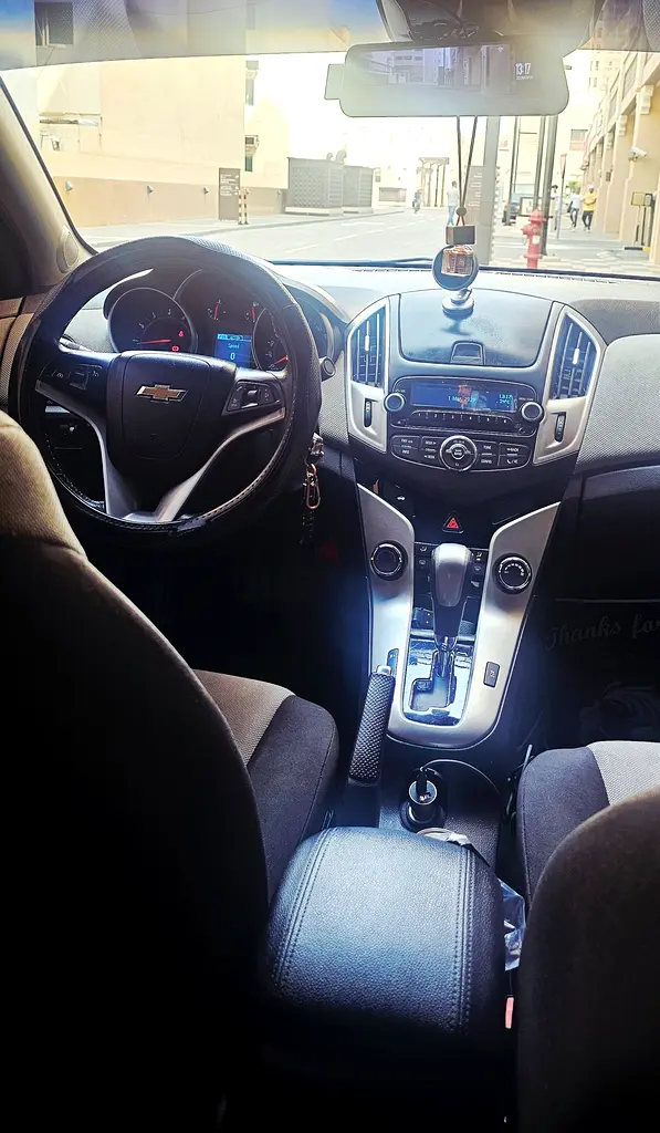 Chevrolet Cruze LS 2017, GCC Specs - Perfect for Dubai Commuting! - Image 6