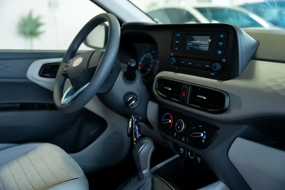 HYUNDAI GRAND I10 HATCHBACK 2026 GCC SPECS - Image 5