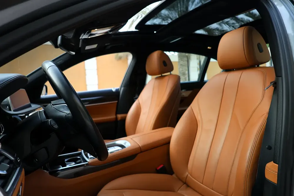 BMW 7 SERIES-730LI-2019-112000KM-GCC SPECS-EXCELLENT CONDITION - Image 10