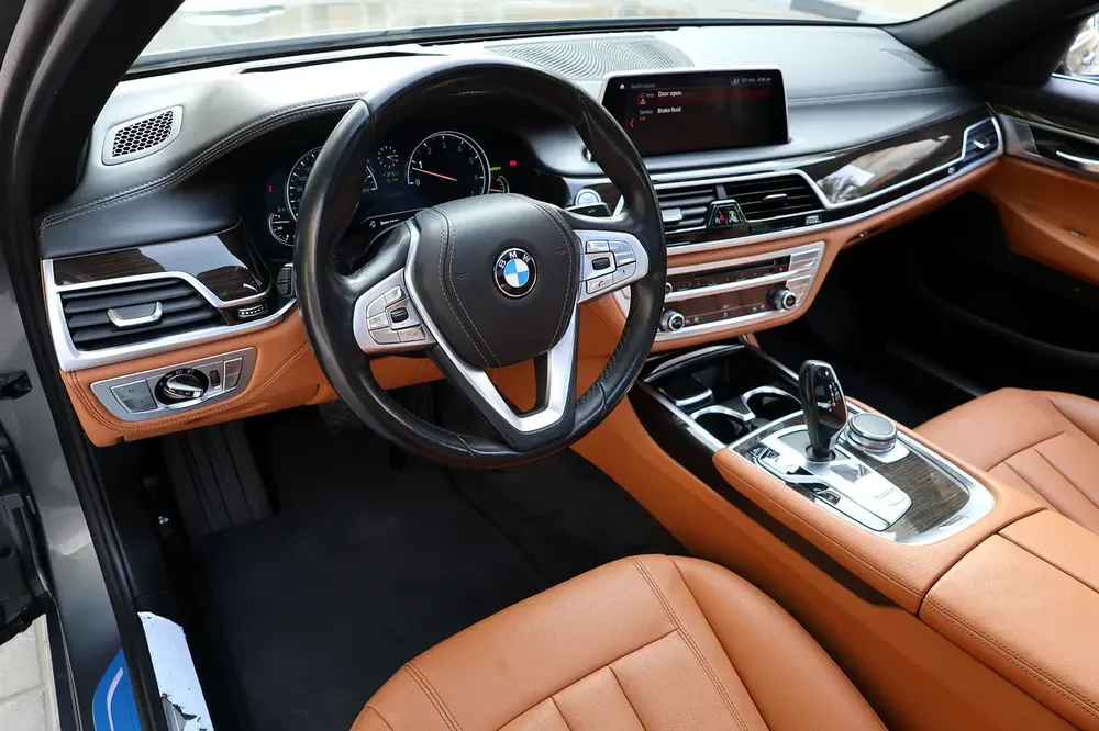 BMW 7 SERIES-730LI-2019-112000KM-GCC SPECS-EXCELLENT CONDITION - Image 11