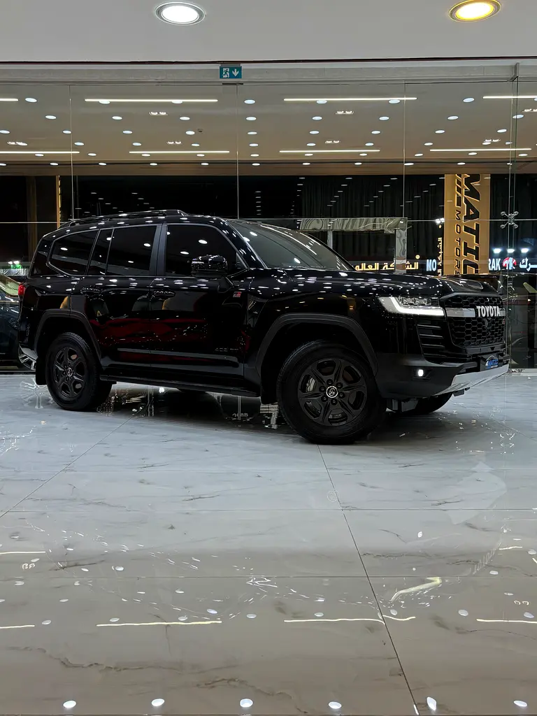 Toyota Land Cruiser GR Sport - Image 5