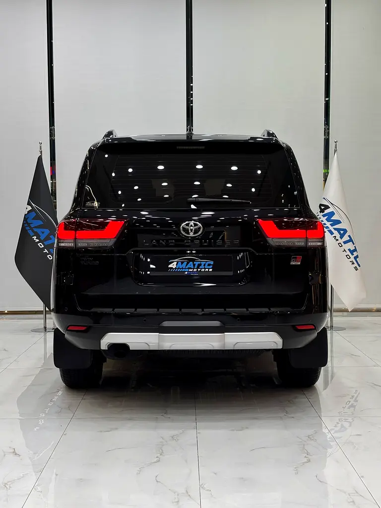 Toyota Land Cruiser GR Sport - Image 8