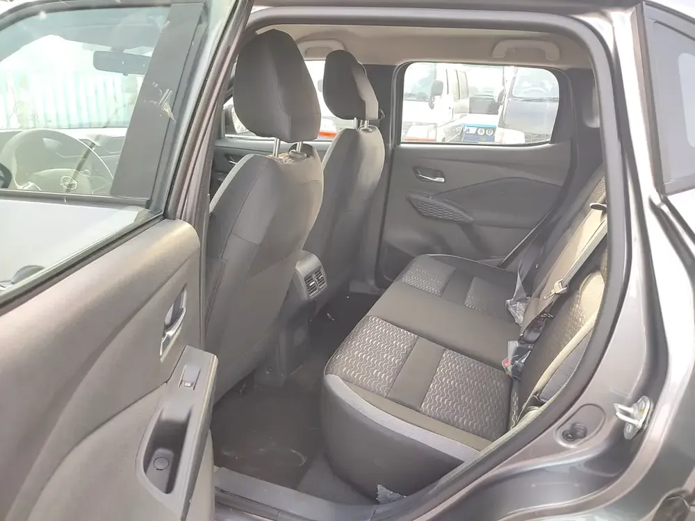 Nissan Magnite SL 2025 - Compact SUV - Brand New - Image 13