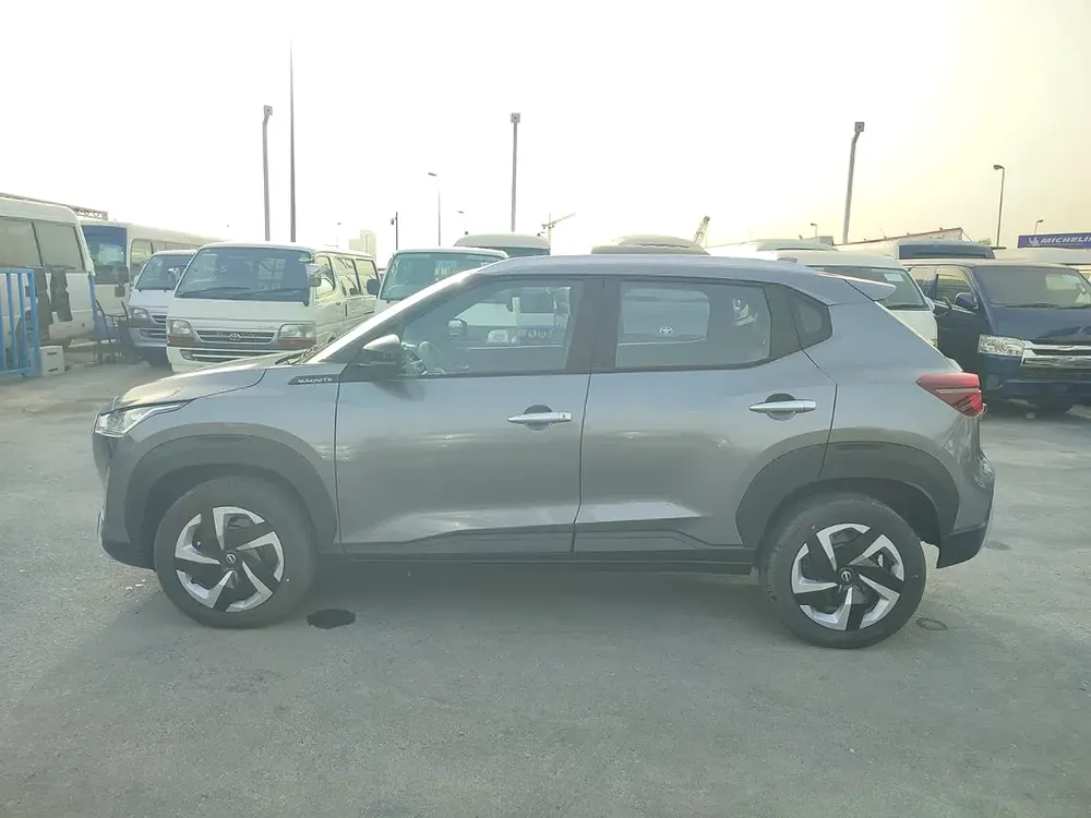 Nissan Magnite SL 2025 - Compact SUV - Brand New - Image 4
