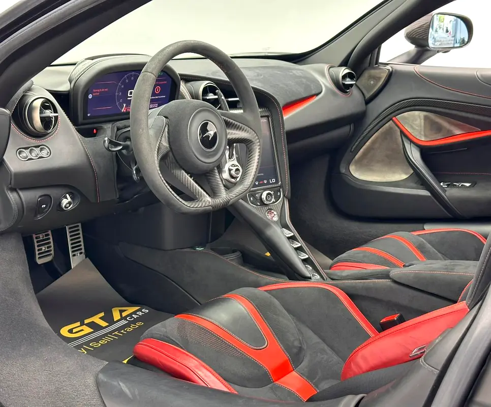 2019 McLaren 720s, 1 Year Warranty Unlimited Km, McLaren Full Service History, GCC - Image 10