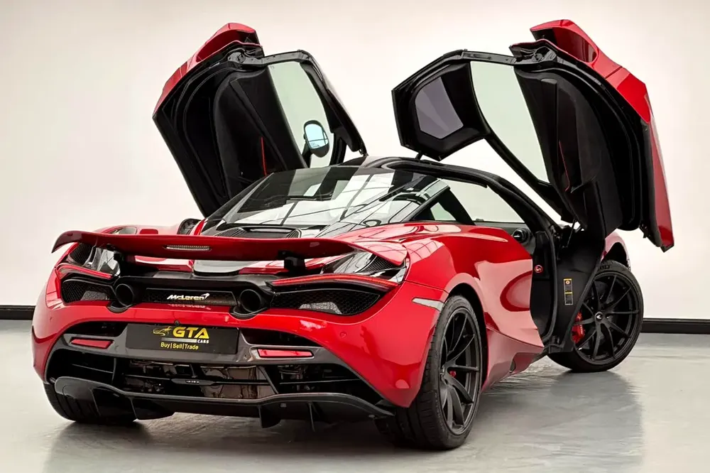 2019 McLaren 720s, 1 Year Warranty Unlimited Km, McLaren Full Service History, GCC - Image 4