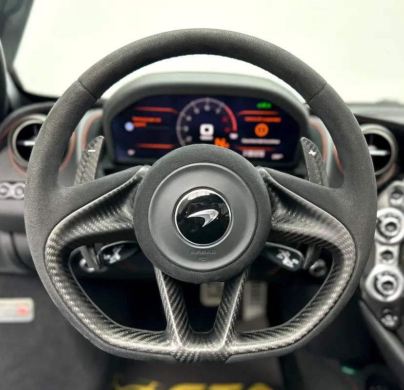 2019 McLaren 720s, 1 Year Warranty Unlimited Km, McLaren Full Service History, GCC - Image 8