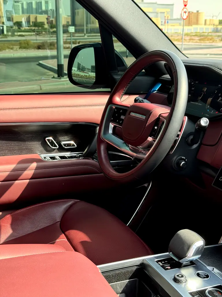 Range Rover Vogue GCC - Image 4