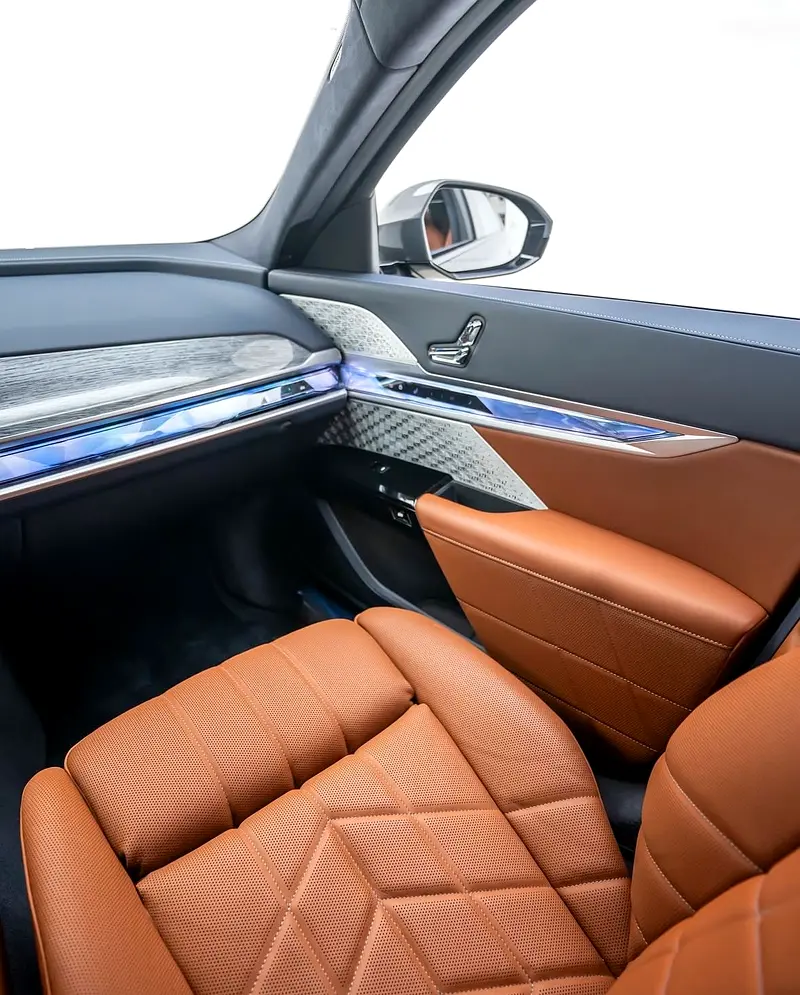 BMW 735i 2026 GCC Specs - Brand New -M-kit - Image 6