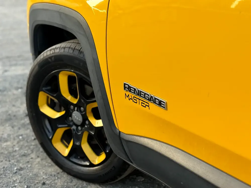 Jeep Renegade Longitude 2017, GCC Specs , Lady Driven , Agency Maintained, 2 Keys , Direct owner - Image 15