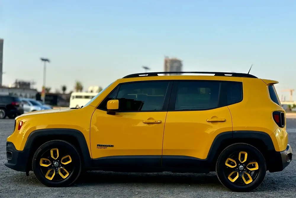 Jeep Renegade Longitude 2017, GCC Specs , Lady Driven , Agency Maintained, 2 Keys , Direct owner - Image 4