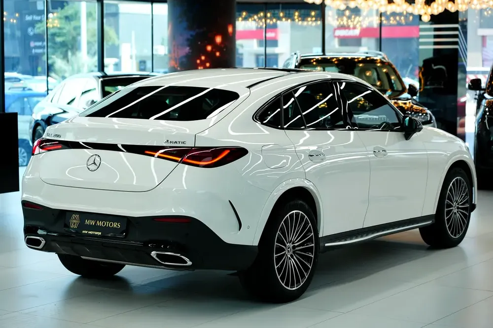 Mercedes-Benz GLC 200 Coupe 2026 - GCC Specs - Brand New - Image 4