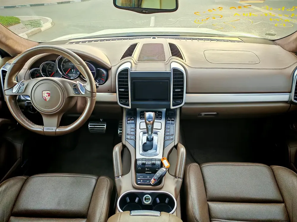 PORSCHE CAYENNE TURBO JAPAN IMPORTED - Image 10