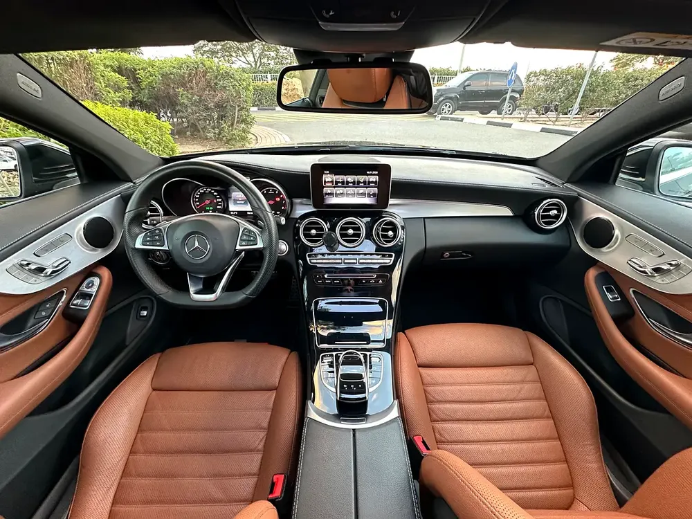 MERCEDES-BENZ C200 COUPE 2018 GCC FULL SERVICE HISTORY IN PERFECT CONDITION - Image 7