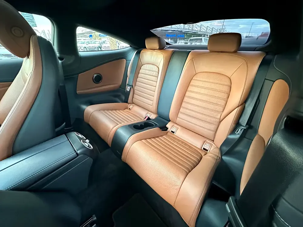 MERCEDES-BENZ C200 COUPE 2018 GCC FULL SERVICE HISTORY IN PERFECT CONDITION - Image 8