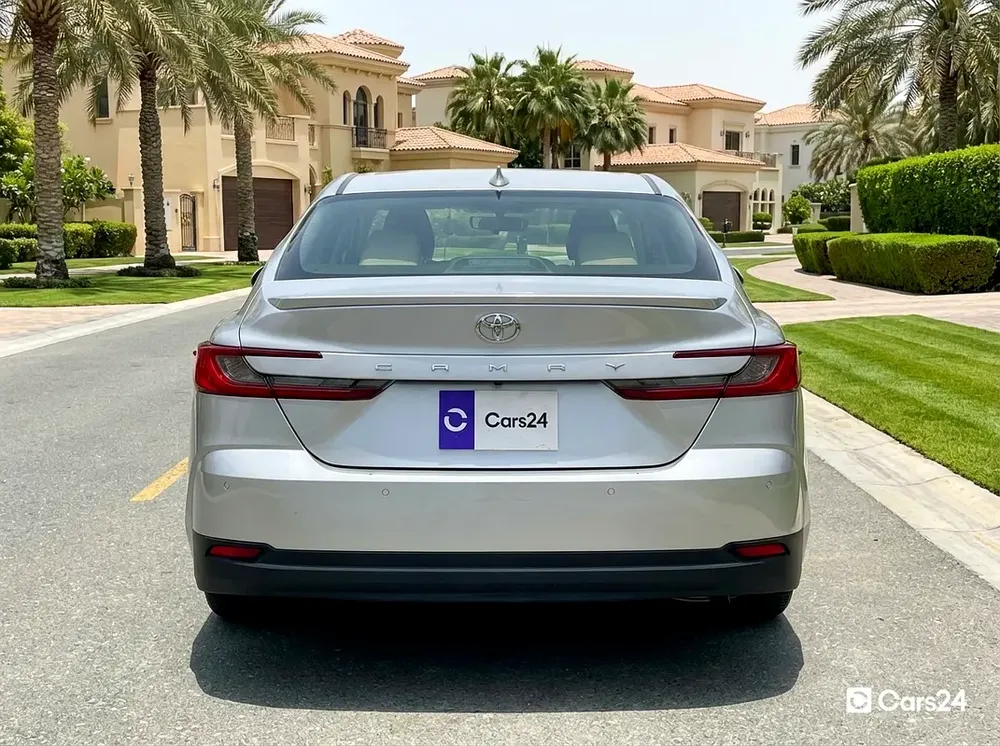 AED 1,520/month | 0 DP | Manufacturer Warranty | Service History | 30 Day Return | TOYOTA CAMRY 2025 - Image 4