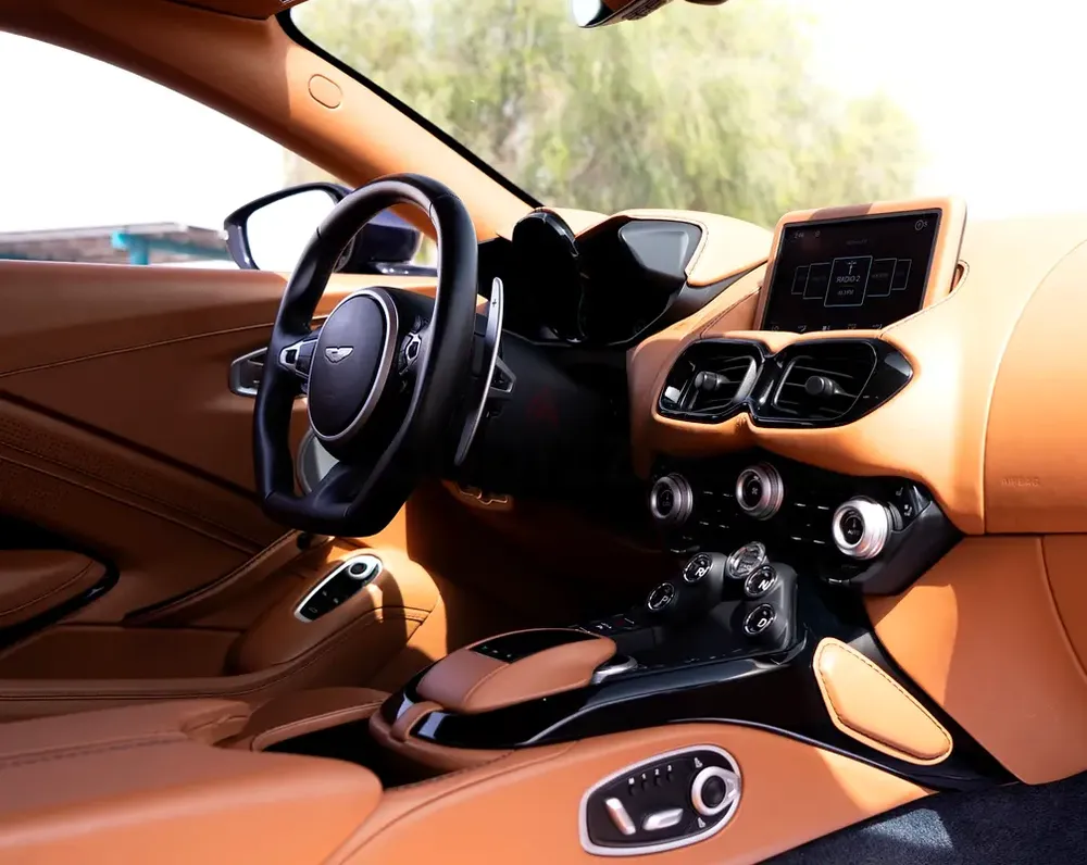 Aston Martin Vantage V8 - 2020 - GCC/Other Spec - Stunning Condition! - Image 10