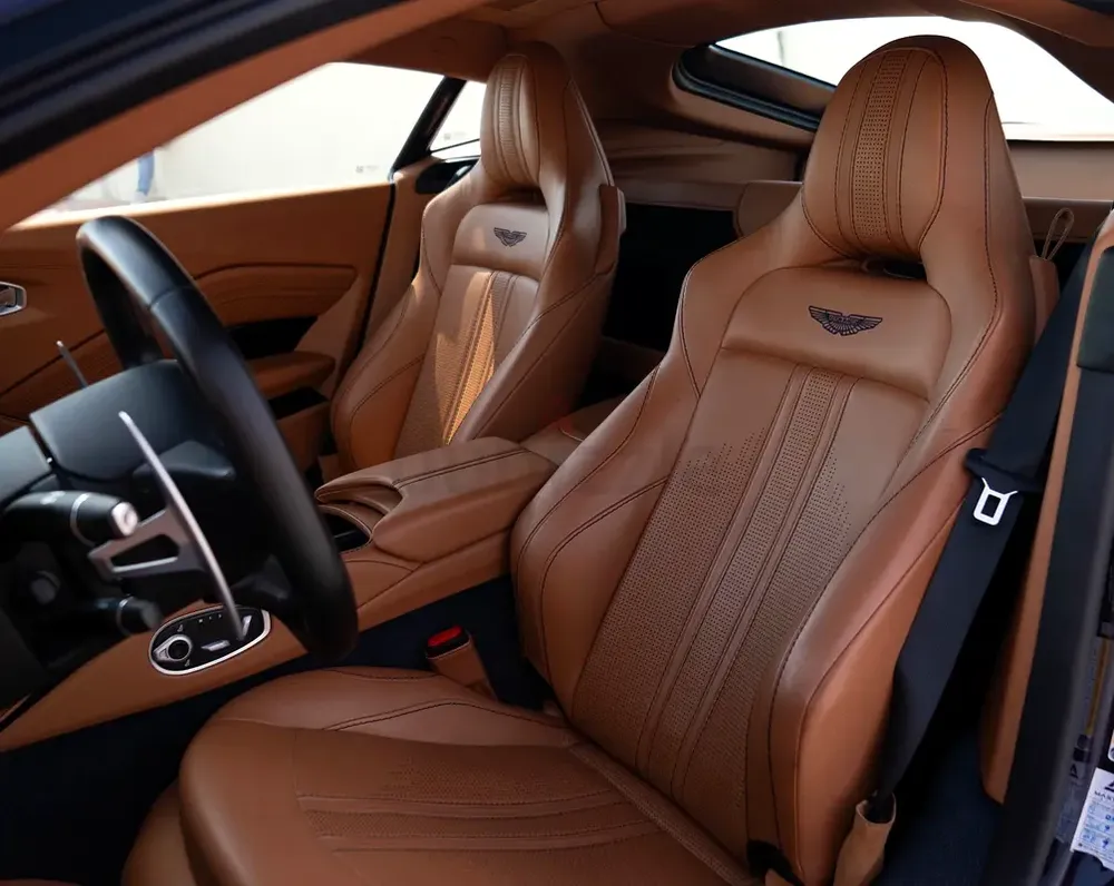 Aston Martin Vantage V8 - 2020 - GCC/Other Spec - Stunning Condition! - Image 6