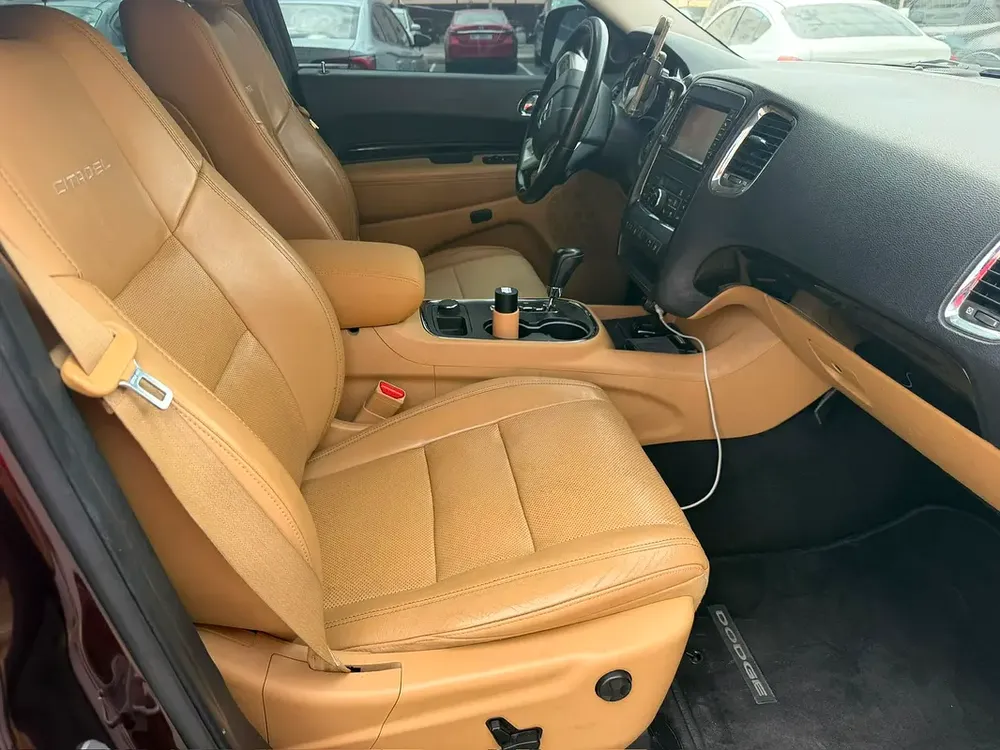 2012 DODGE DURANGO CITADEL LUXURY IN EXCELLENT CONDITION - Image 12