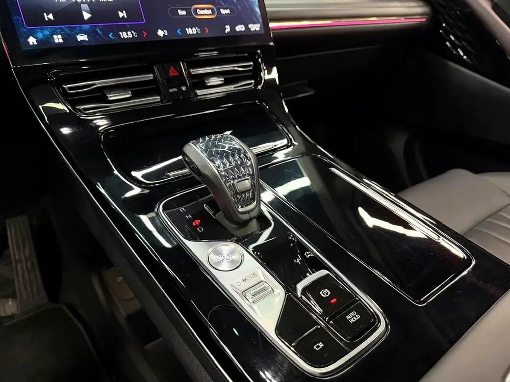 Aed 1749/M |  GAC M8 Master Edition | Full Option | GCC Specs - Image 13