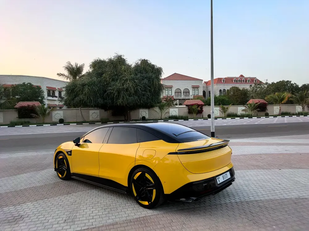 ZEEKR OO7 PERFORMANCE PACKAGE DULL MOTOR 2024 SPECIAL CAR IN UAE ALL MUST BRAND NEW - Image 14