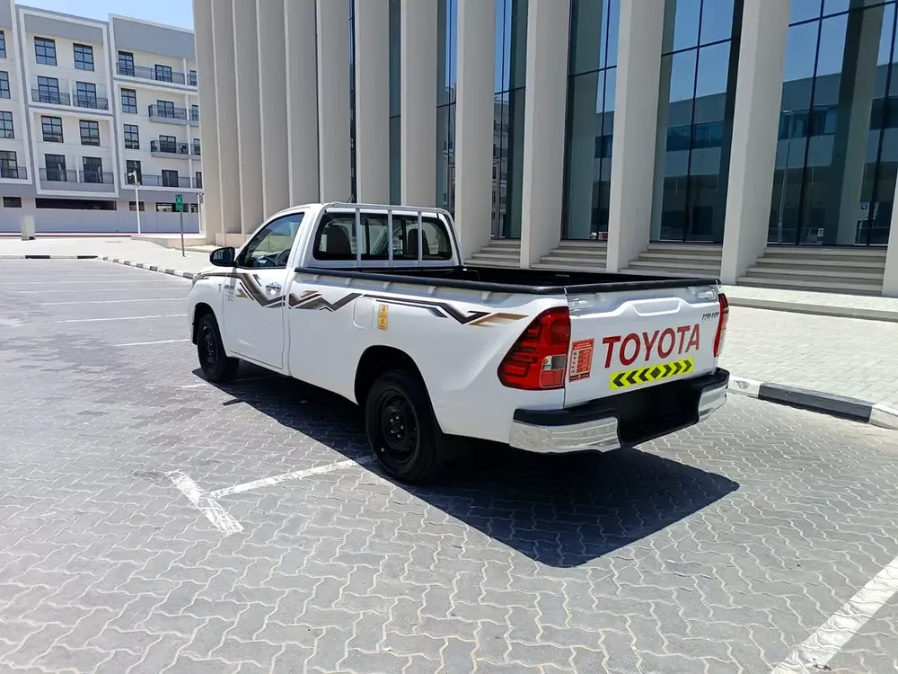 Brand New 2024 Toyota Hilux Single Cab GL | GCC Specs - Image 4