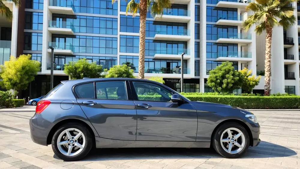 2019 BMW 120||DIGITAL SPEEDOMETER|| CARPLAY || FULL AGENCY SERVICES||  ACCIDENT FREE ORIGINAL PAINT - Image 7