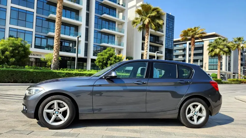 2019 BMW 120||DIGITAL SPEEDOMETER|| CARPLAY || FULL AGENCY SERVICES||  ACCIDENT FREE ORIGINAL PAINT - Image 8